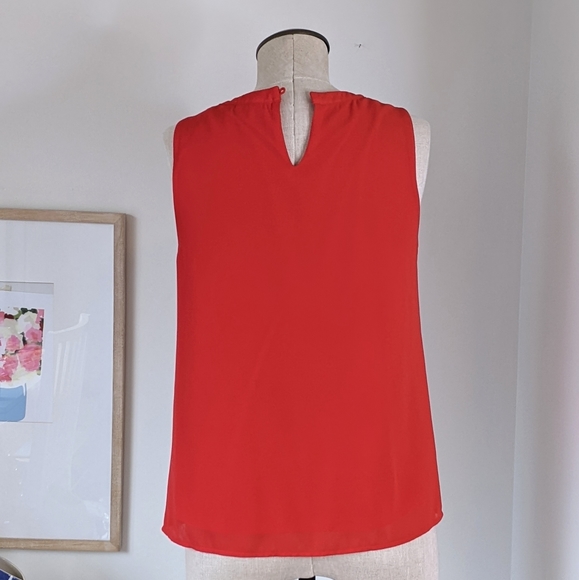 red sleeveless work blouse with cutout detailing, small - Picture 5 of 8